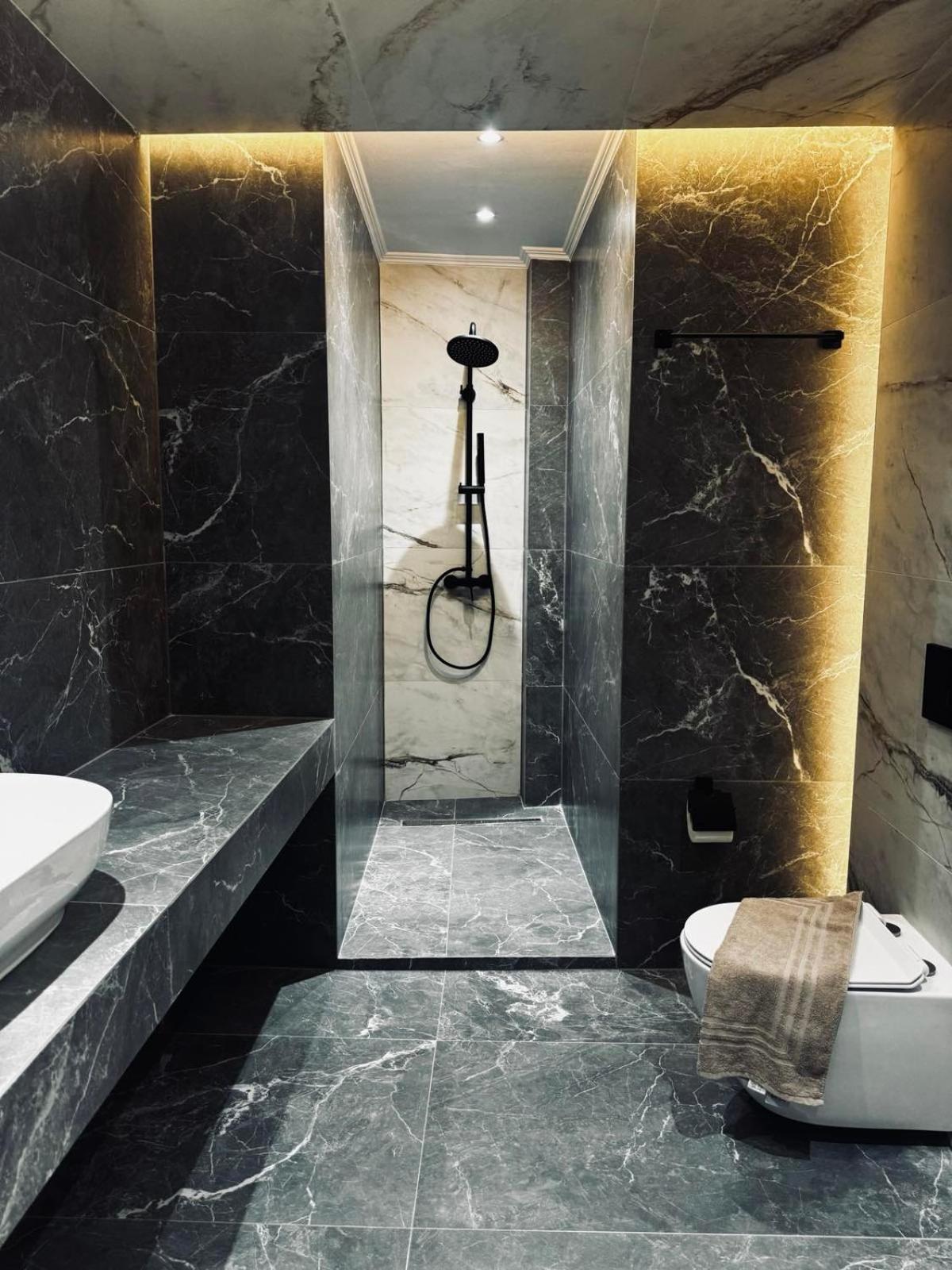La Dolce Vita-Your Urban Stay เทสซาโลนิกิ ภายนอก รูปภาพ